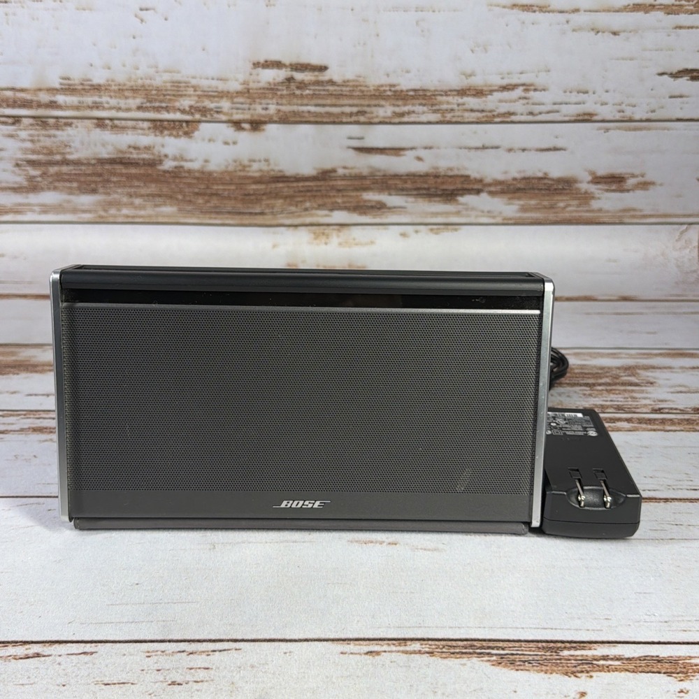 Bose SoundLink Bluetooth Mobile Speaker II Silver Black 404600 w/ Charger Used